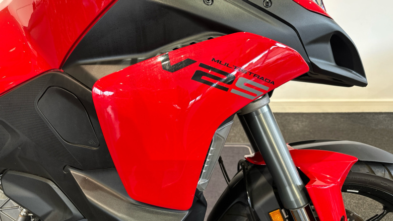 Ducati Multistrada V2 S Red (25MY)